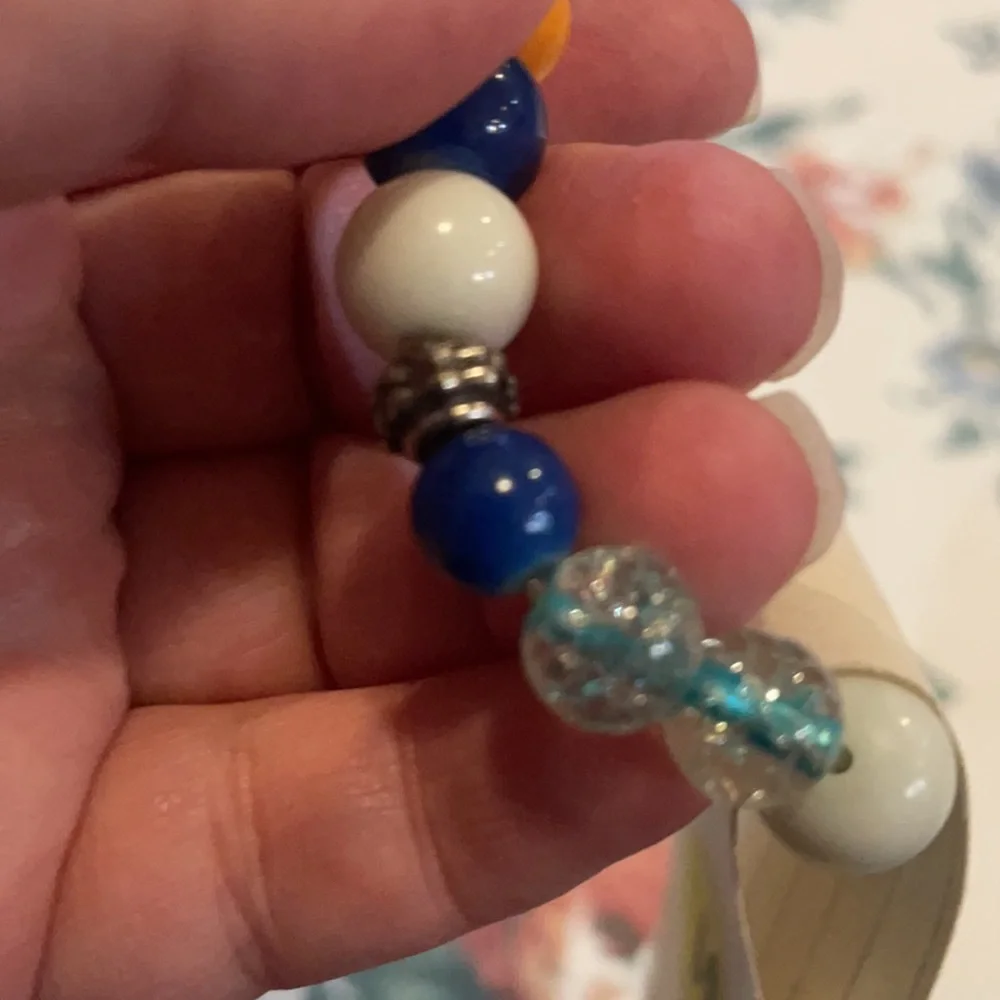 - New Hand made beaded infant of Prague silver pendant bracelet